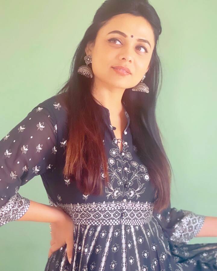 सध्या प्रार्थना 'माझी तुझी रेशीमगाठ' या मालिकेमधून महाराष्ट्राच्या घराघरात पोहचतेय.(Photo : @prarthana.behere/IG)