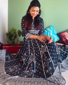 Prarthana Behare: स्मित हास्य, सुंदर रूप; प्रार्थनाच्या फोटोवर चाहते घायाळ!