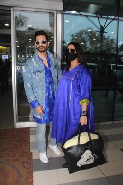 Katrina Vicky Wedding: कैटरीना-विक्की की शादी के लिए पति Angad Bedi के साथ रवाना हुईं Neha Dhupia, शुरू हुए तीसरी प्रेग्नेंसी के चर्चे