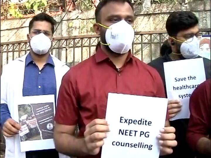 residential doctors strike called off after meeting with minister aaditya Thackery राज्यातला निवासी डॉक्टरांचा संप मागे; सरकारच्या आश्वासनानंतर निर्णय