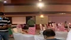 અમદાવાદ: સામાજિક પ્રસંગોમાં લોકોની વેક્સિનેશનનું તપાસ કરતી કોર્પોરેશન, જુઓ ગુજરાતી ન્યુઝ