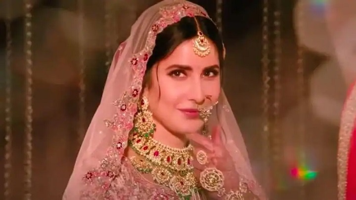 शादी वाले दिन कैटरीना कैफ Katrina Kaif को 'परफेक्ट पंजाबी दुल्हन' बनायेंगीं Vicky Kaushal की मां?