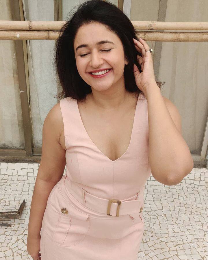 கனவிலே கனவிலே வாழ்ந்திட தொடங்கி விட்டேன் தன்னாலே