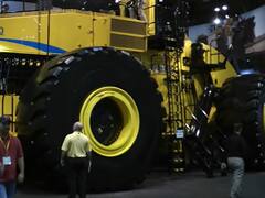 Most Expensive Tyre: इस एक टायर की कीमत में आ जाएगी एक BMW कार, जानें हैरान कर देने वाले दाम