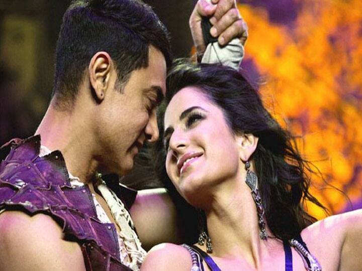 आमिर खान (Aamir Khan): कैटरीना कैफ ने आमिर खान के साथ ठग्स ऑफ हिंदोस्तान और धूम 3 में नज़र आ चुकी हैं. फिल्म धूम 3 में दोनों का गाना ‘मैं कमली’ आज भी कई लोगों का फेवरेट सॉन्ग है. ये फिल्म साल 2013 में रिलीज हुई थी.