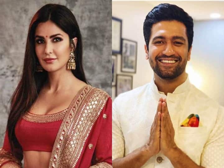 विक्की और कैटरीना की शादी के लिए उनके फैन्स से लेकर पूरा बॉलीवुड काफी एक्साइटिड है. बताया जा रहा है कि विक्की और कैट जयपुर से सड़क मार्ग द्वारा तीन लग्जरी कारों में अपनी फैमिली के साथ कड़ी सुरक्षा के बीच रात 11:10 बजे पर सिक्स सेंस बरवाड़ा फोर्ट होटल पर पहुंचे थे.