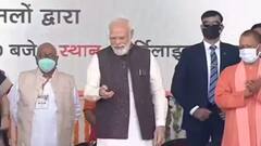 CM Yogi के गढ़ से PM Modi की ललकार...'लाल टोपी' पर सीधा प्रहार ! | Mudde Ki Baat