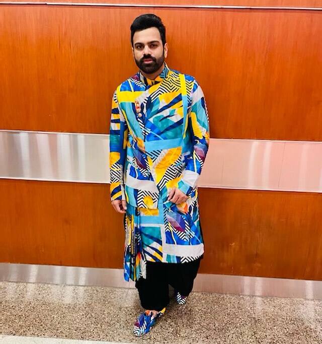 ప్రస్తుతం బిగ్ బాస్ సీజన్ 5 లో కంటెస్టెంట్ గా ఉన్న శ్రీరామ్.. టికెట్ టు ఫినాలే రేసులో తొలి ఫైనలిస్టుగా నిలిచాడు. టాప్ లో శ్రీరామ్ ఉండడమే కాదు విజయానికి చేరువలో ఉన్నాడంటున్నారు అభిమానులు.