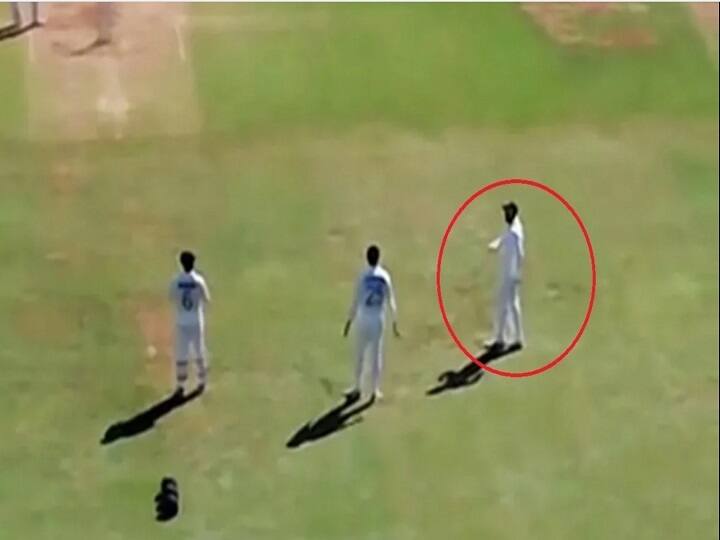 Watch Video: IND vs NZ 2nd test Indian Test cricket captain virat kohli dances in the ground on day 4 Watch Video: இந்தியா - நியூசி டெஸ்ட்: ரசிகர்கள் பாட்டுக்கு மைதானத்தில் டான்ஸ் ஆடிய கேப்டன் கோலி!