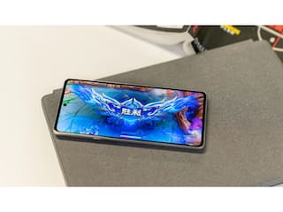 Motorola Moto Edge X30 With Snapdragon 8 Gen 1 May Launch In India in Early 2022