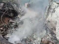 Bipin Rawat Helicopter Crash Photos: धूं-धूं कर जलता हेलीकॉप्टर, चारों तरफ अफरा-तफरी, देखें आर्मी चॉपर क्रैश की तस्वीरें-वीडियो