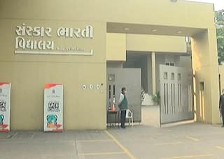 Surat : અડાજણની સ્કૂલમાં કોરોનાની એન્ટ્રીથી ખળભળાટ, સ્કૂલ 7 દિવસ બંધ