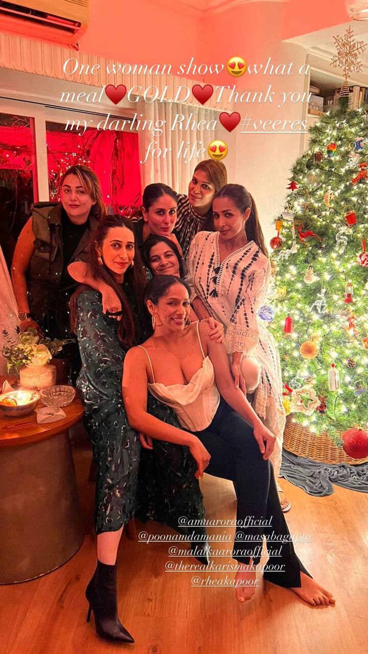 बता दें कि रिया कपूर ने सभी के लिए प्री क्रिसमस लंच का आयोजन किया था. तस्वीर में आप घर की सजावट भी देख सकते हैं.