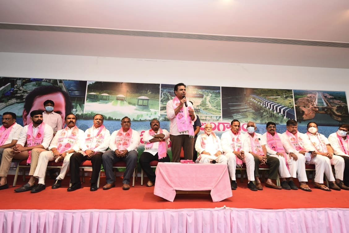 TRS :  టీఆర్ఎస్‌ కోసం సూసైడ్ స్క్వాడ్‌లా పని చేద్దాం..  చల్మెడ చేరిక సభలో మంత్రి గంగుల వ్యాఖ్యలు !