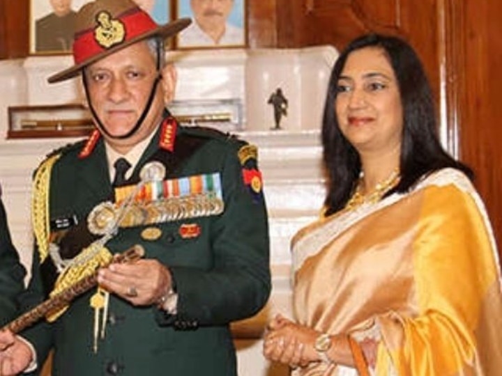 CDS General Bipin Rawat And His Wife Dead In Helicopter Crash Know More About His Family | CDS General Bipin Rawat Dead: जनरल बिपिन रावत और उनकी पत्नी हेलिकॉप्टर क्रैश में निधन,