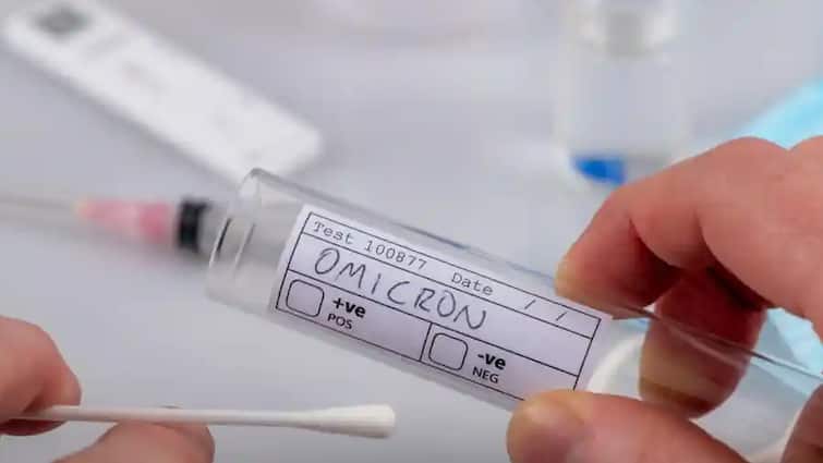 Corona New Omicron Variant Oxford University research on corona vaccine efficacy on omicron variant Omicron Variant: ਓਮੀਕ੍ਰੋਨ ਨਾਲ ਵੈਕਸੀਨ ਦੀ ਸੁਰੱਖਿਆ ਨੂੰ ਖਤਰਾ, ਆਕਸਫੋਰਡ ਯੂਨੀਵਰਸਿਟੀ ਦੇ ਖੋਜਕਰਤਾਵਾਂ ਦਾ ਦਾਅਵਾ