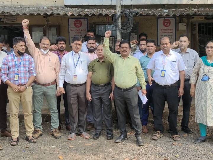 Kalyan RTO Employees strike in employee beating case Demand to file a ...