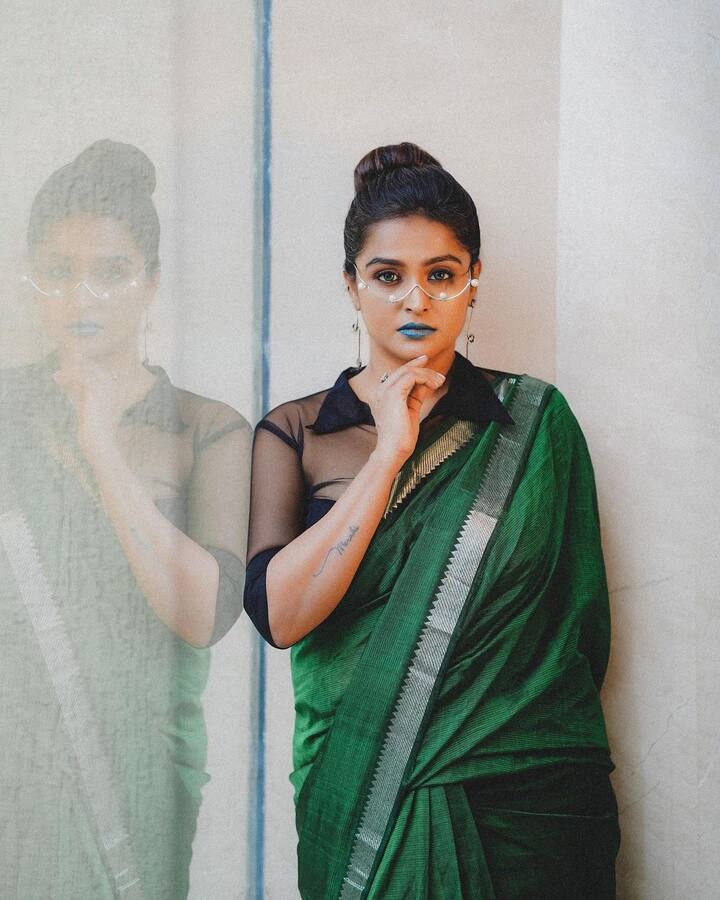 துன்பத்தில் இது என்ன வகை துன்பமோ நெருப்பில் எரிவதை உணருது வயது