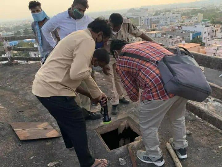 Hyderabad: Decomposed Body Of Man Found Inside Public Water Tank Hyderabad: Decomposed Body Of Man Found Inside Public Water Tank