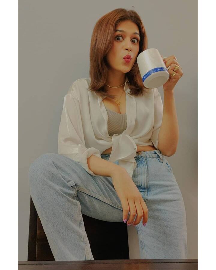 శ్రద్ధాదాస్ ( Image Credit: Shraddha Das/Instagram)