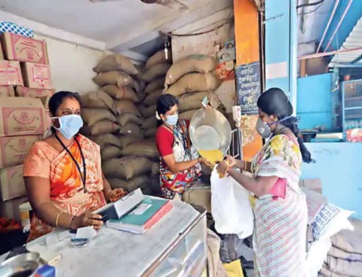 What is the process to apply for ration card in Delhi, know in detail Delhi: दिल्ली में कैसे बनवाएं राशन कार्ड, किन डॉक्यूमेंट्स की पड़ेगी जरूरत और कैसे चेक कर सकते हैं एप्लिकेशन स्टेट्स, डिटेल में जानें यहां
