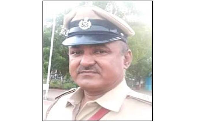 Rajkot: PSI, who was killed in a city bus collision, had six months to retire Rajkot: સિટી બસની ટક્કરથી મોતને ભેટ્યા PSI, નિવૃત્તિના છ મહિના બાકી હતા, પાછળ બેઠેલાં પત્નિ પણ ફંગોળાયાં ને.......