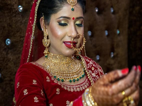 ज्योतिष अनुसार इन 4 नाम की लड़कियां ससुराल पक्ष के लिए मानी जाती हैं भाग्यशाली ज्योतिष अनुसार इन 4 नाम की लड़कियां ससुराल पक्ष के लिए मानी जाती हैं भाग्यशाली