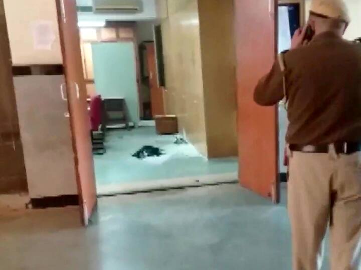 Chargesheet filed against accused scientist Bharat Bhushan Kataria in case of explosion at Rohini Court Complex दिल्ली के रोहिणी कोर्ट ब्लास्ट मामले में पुलिस ने दायर की चार्जशीट, साइंटिस्ट को किया था गिरफ्तार
