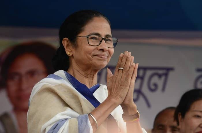 ममती बनर्जी तीसरी बार पश्चिम बंगाल की मुख्यमंत्री बनी हैं. फरवरी 2021 में चुनाव आयोग को जो उन्होंने हलफनामा दिया था उसके मुताबिक उनके पास करीब 17 लाख रुपए की संपत्ति है.