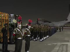 दिल्ली पहुंचा बिपिन रावत समेत सभी 13 लोगों का पार्थिव शरीर, 9 बजे पीएम मोदी देंगे श्रद्धांजलि