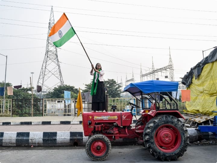 दिल्ली के तीन सीमा स्थलों पर तीन कृषि कानूनों के खिलाफ एक साल से अधिक समय तक आंदोलन करने वाले कई किसानों ने संघर्ष के दिनों को याद करते हुए कहा कि प्रदर्शनस्थल घर की तरह थे और उन्हें ये दिन जीवनभर याद रहेंगे. संयुक्त किसान मोर्चा (एसकेएम) ने घोषणा की है कि हजारों प्रदर्शनकारी 11 दिसंबर से विरोध स्थलों को खाली करना शुरू कर देंगे.