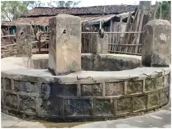 Gariyaband News 40 villagers fall ill after drinking water from well built in british period ANN Chhattisgarh: गरियाबंद जिले में कुएं का पानी पीकर तीन दर्जन से अधिक लोग बीमार, सरपंच बोले- गांव की देवी नाराज हो गई हैं