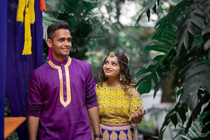 அவர் வீடியோ ஜாக்கியாக நுழைவதற்கு முன்பு, IHM-இல் ஹோட்டல் மேலாண்மை படித்தார்.