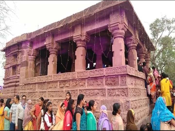story of Devbaloda Shiv Mandir of chhattisgarh, know beliefs of this temple ann Devbaloda Shiv Mandir: इस मंदिर में भूगर्भ से स्वयं उत्पन्न हुआ है शिवलिंग, जानें- क्यों इसको बनाने वाले शख्स ने कुंड में लगा दी थी छलांग?
