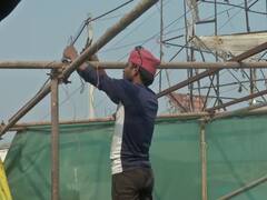 Farmers Protest: सिंघु बॉर्डर से किसानों ने टेंट हटाने किए शुरू, चढ़ूनी बोले-  आंदोलन कर रहे स्थगित, देखें तस्वीरें