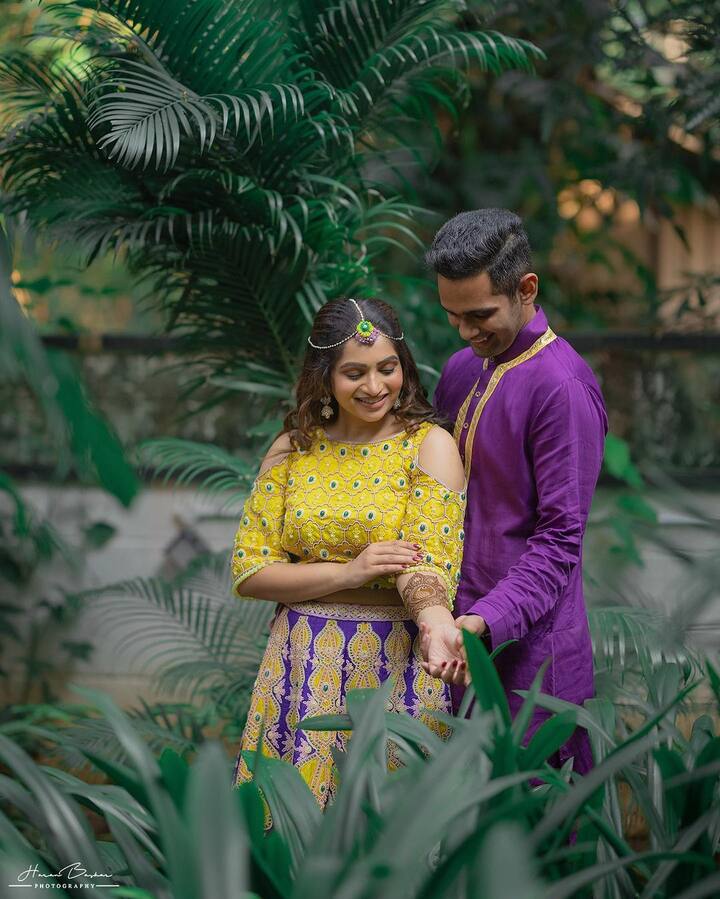 இப்போது டாப் ஸ்டார்ட் நக்ஷத்ரா தனது காதலர் ராகவனுடன் தனது புதிய அத்தியாயத்தை தொடங்கியிருக்கிறார்