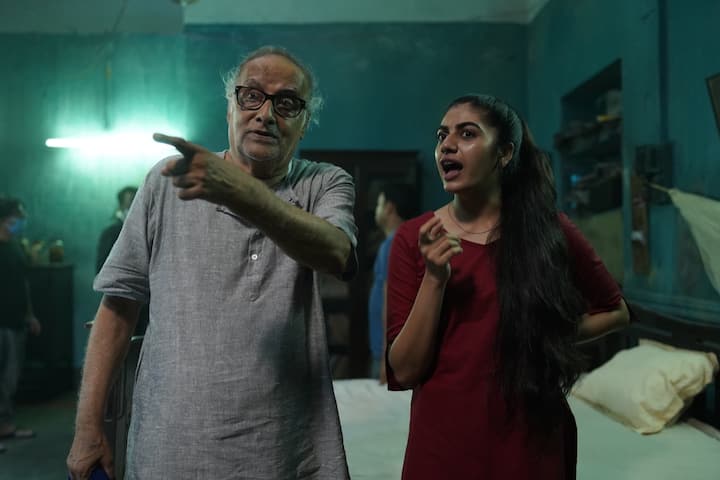 প্রায় ১ ঘণ্টা ৪০ মিনিটের এই ছবিতে দর্শক ড্রামা ও থ্রিলার দুইই পাবেন। একজন ষাটোর্ধ্ব অবসরপ্রাপ্ত বয়স্ক ব্যক্তিকে কেন্দ্র করে আবর্তিত হয় গল্প।