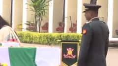 CDS Bipin Rawat helicopter crash: वेलिंगटन में सभी शहीदों को श्रद्धांजलि दी गई