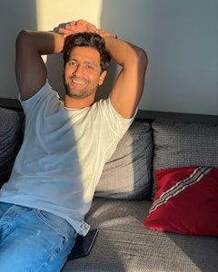 Vicky Kaushal Unknown Facts: कभी मुंबई की चॉल में रह चुके हैं विक्की कौशल, विदेश में नौकरी छोड़ बनाया बॉलीवुड में करियर