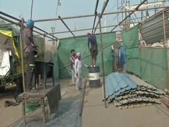 Farmers Protest: सिंघु बॉर्डर से किसानों ने टेंट हटाने किए शुरू, चढ़ूनी बोले-  आंदोलन कर रहे स्थगित, देखें तस्वीरें