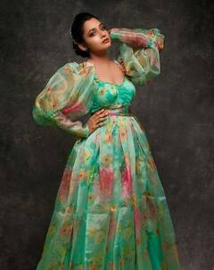 Actress Abarnathi : ஜெயில் நாயகி அபர்ணதியின் அசத்தல் க்ளிக்ஸ்...!