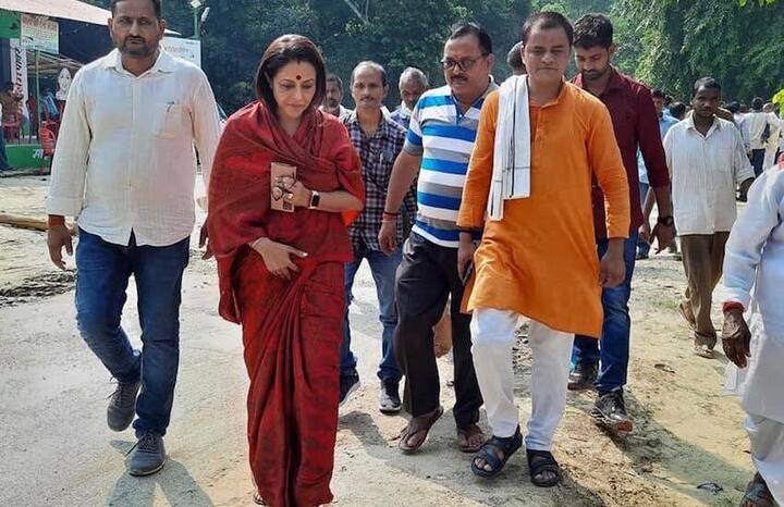 बीजेपी की अमीता सिंह दो बार अमेठी से विधायक रह चुकी हैं. अमीता पहले कांग्रेस में थीं. अमीता सिंह के पास एक 50 हजार की राइफल, एक 20 हजार की डीबीबीएल गन और एक 50 हजार की पिस्टल है.