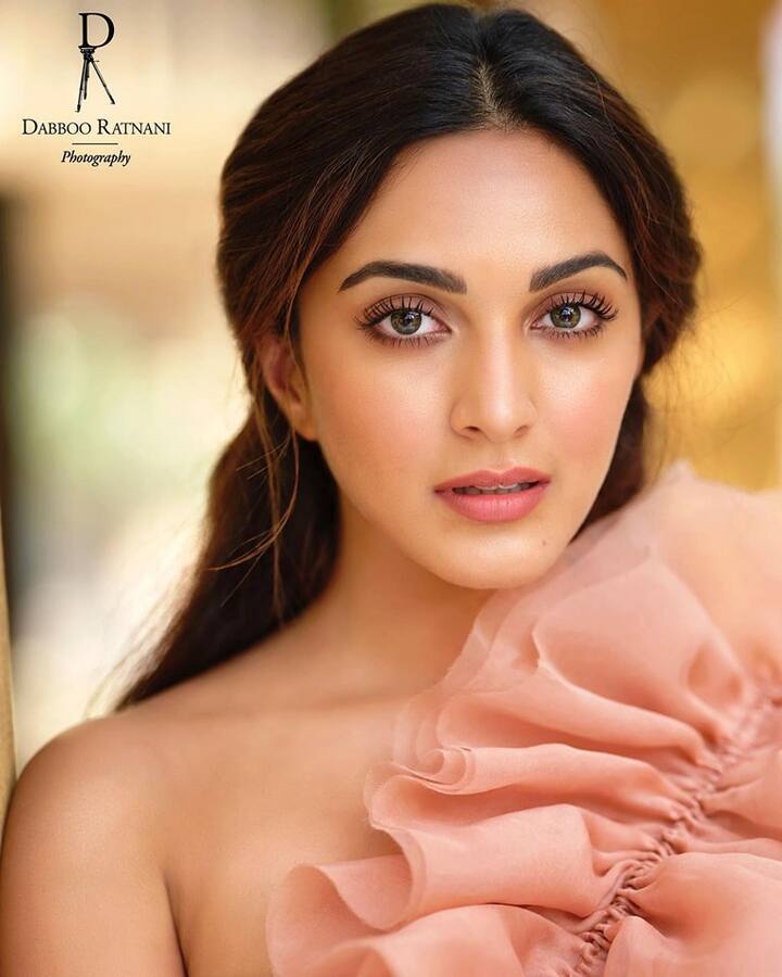 கண்கள் எனும் கற்பூர தீபங்கள் (Photos credit: Dabboo Ratnani)