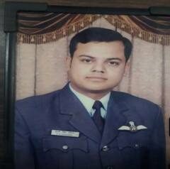 तमिलनाडु हेलिकॉप्टर हादसे में आगरा के लाल विंग कमांडर पृथ्वी चौहान की भी गई जान, शहर में शोक की लहर