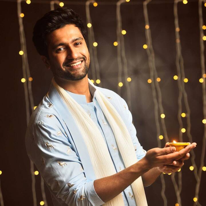 కత్రినా లాంటి స్టార్ హీరోయిన్ ఒక అప్ కమింగ్ హీరోను పెళ్లాడాలనుకోవడం నిజంగా అందరినీ ఆశ్చర్యపరిచింది. (Image credit: Vicky Kaushal/Instagram)