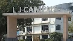 અમદાવાદ: એલ.જે.કોલેજ બહાર એબીવીપીનું પ્રદર્શન, વિદ્યાર્થીઓ છેતરપિંડીનો આરોપ,જુઓ ગુજરાતી ન્યુઝ