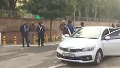 CDS Bipin Rawat Last Rites: घर लाया जा रहा है पार्थिव शरीर, Base Hospital से पार्थिव शरीर रवाना