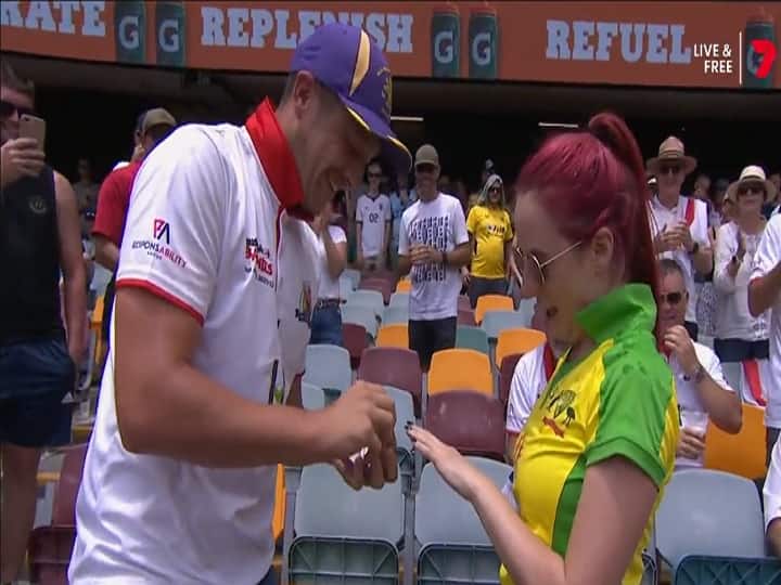 During the Gabba test, an England fan proposed to an Australian girl, this is their ‘love story’ During the Gabba test, an England fan proposed to an Australian girl, this is their ‘love story’