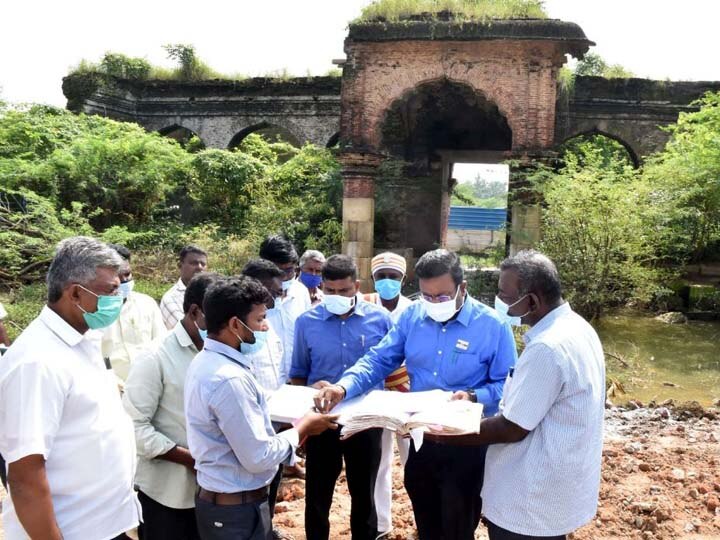 ஆக்கிரமிக்கப்பட்டுள்ள புன்னைநல்லூர் மாரியம்மன் நீராழி மண்டபம் - மீட்பது குறித்து அரசு ஆய்வு