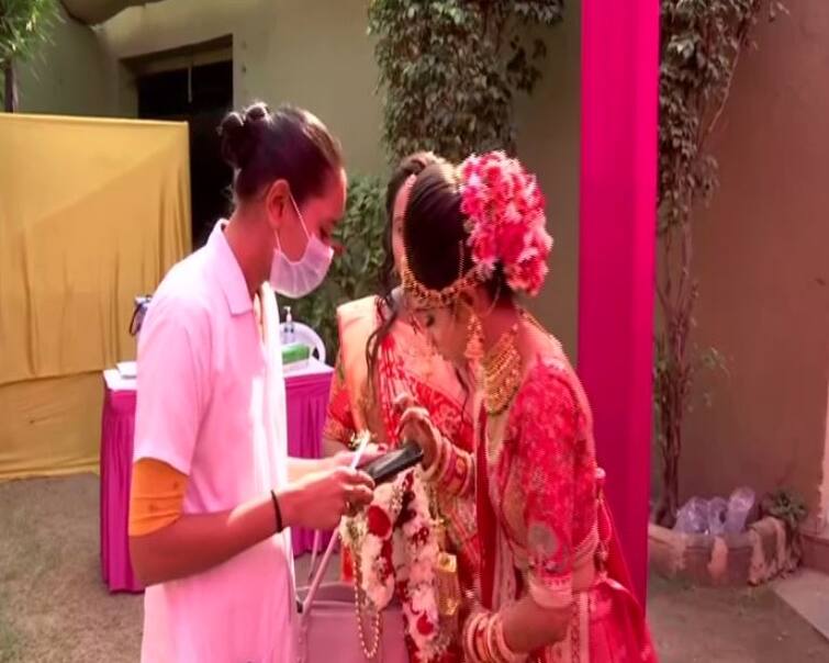 Ahmedabad Municipal Corporation gives  Covid-19 vaccination jabs at weddings Wedding Vaccines :  పెళ్లికెళ్తే వ్యాక్సిన్ సర్టిఫికెట్ మస్ట్.. లేకపోతే ఏం జరుగుతుందో తెలుసా ?